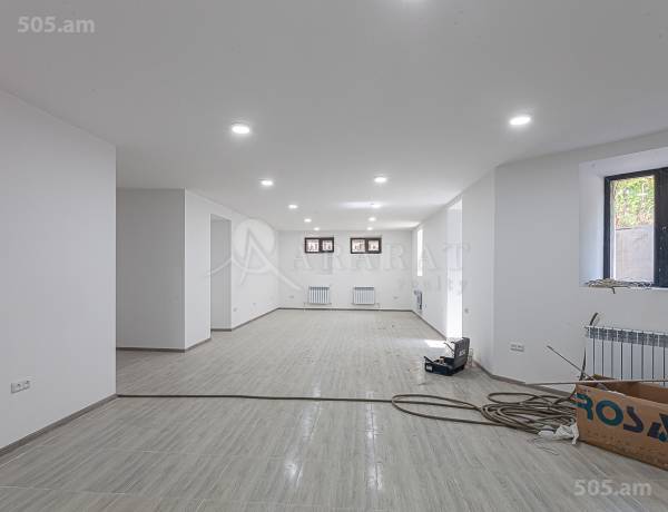 komercion-vacharq-Yerevan-Center