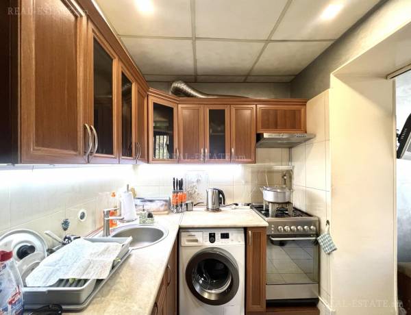 3-senyakanoc-bnakaran-vacharq-Yerevan-Achapnyak
