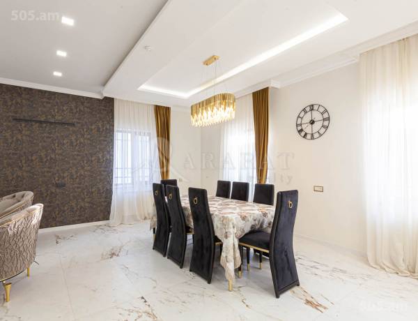 arandznatun-vacharq-Yerevan-Nor-Norq