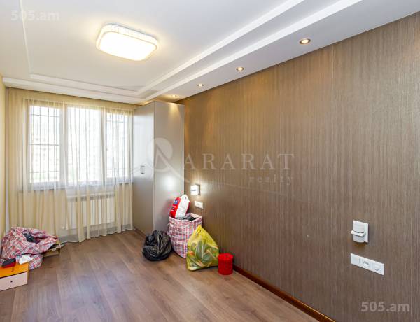 3-senyakanoc-bnakaran-vacharq-Yerevan-Center