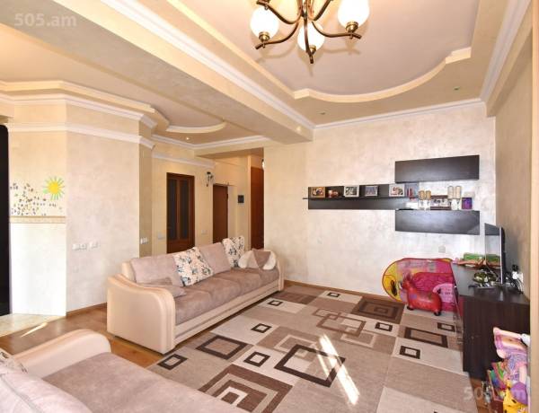 3-senyakanoc-bnakaran-vacharq-Yerevan-Center
