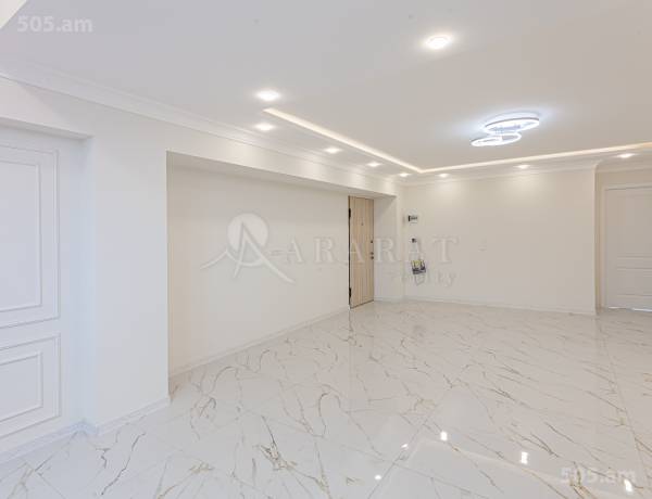 3-senyakanoc-bnakaran-vacharq-Yerevan-Center