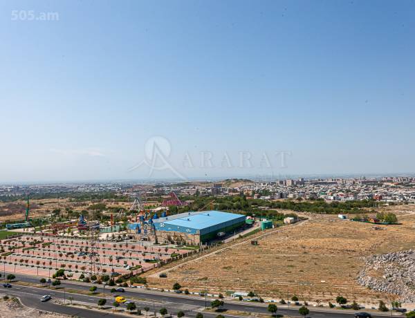 3-senyakanoc-bnakaran-vacharq-Yerevan-Center