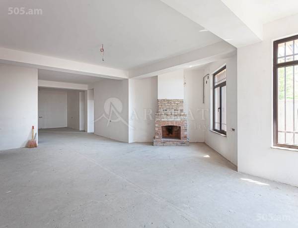 3-senyakanoc-bnakaran-vacharq-Yerevan-Center