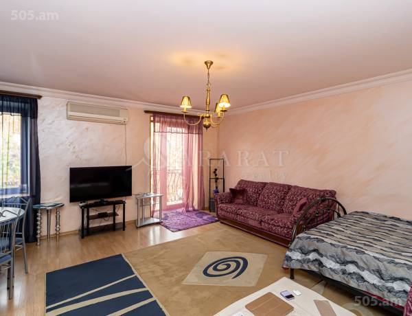1-senyakanoc-bnakaran-vacharq-Yerevan-Center