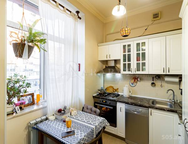 2-senyakanoc-bnakaran-vacharq-Yerevan-Arabkir
