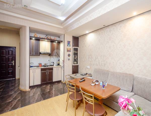 2-senyakanoc-bnakaran-vacharq-Yerevan-Center