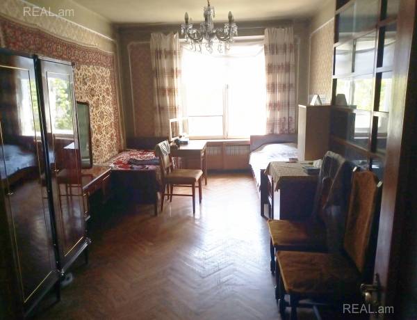 3-senyakanoc-bnakaran-vacharq-Yerevan-Center