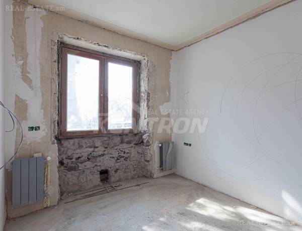 2-senyakanoc-bnakaran-vacharq-Yerevan-Center