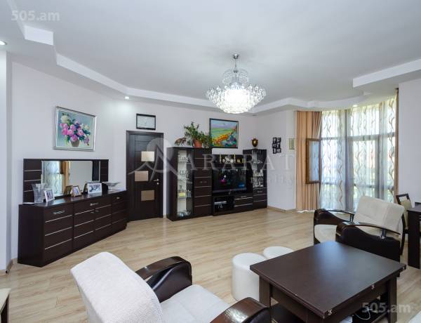 arandznatun-vacharq-Yerevan-Achapnyak