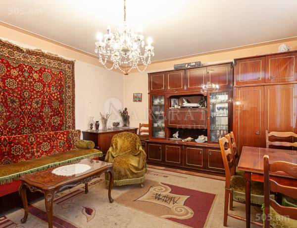 1-senyakanoc-bnakaran-vacharq-Yerevan-Center