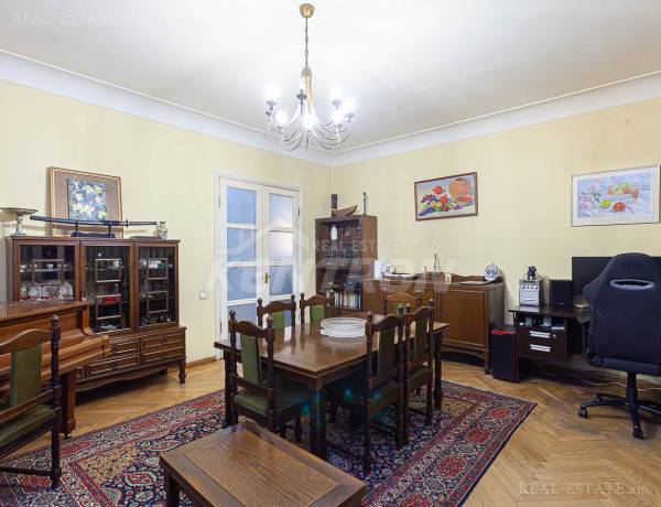 4-senyakanoc-bnakaran-vacharq-Yerevan-Center