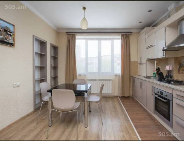 4-senyakanoc-bnakaran-vacharq-Yerevan-Center