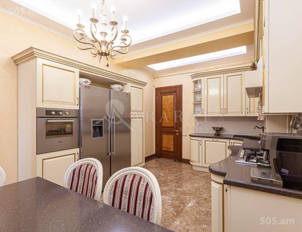 6-senyakanoc-bnakaran-vacharq-Yerevan-Achapnyak