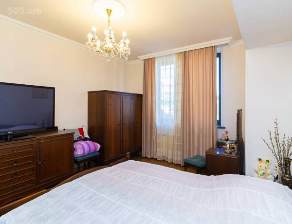 5-senyakanoc-bnakaran-vacharq-Yerevan-Center
