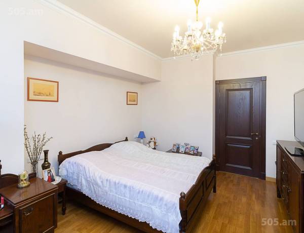 5-senyakanoc-bnakaran-vacharq-Yerevan-Center