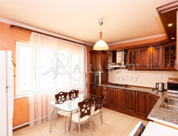 4-senyakanoc-bnakaran-vacharq-Yerevan-Center