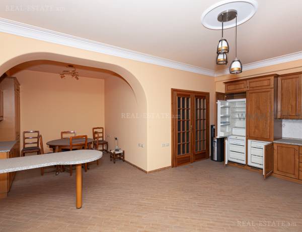 6-senyakanoc-bnakaran-vacharq-Yerevan-Arabkir