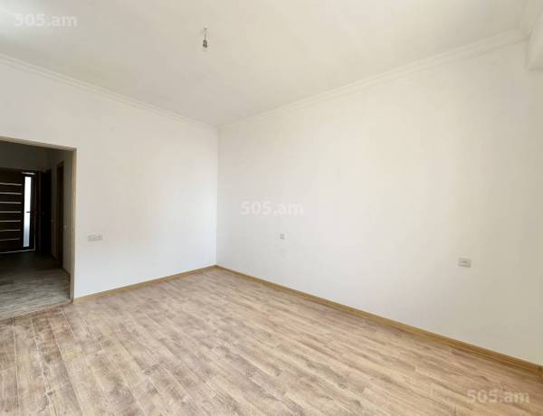 3-senyakanoc-bnakaran-vacharq-Yerevan-Center