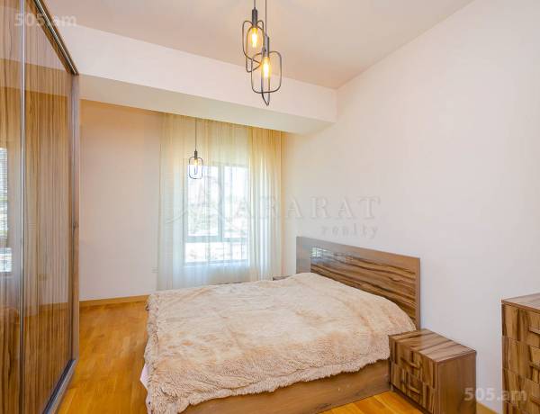 3-senyakanoc-bnakaran-vacharq-Yerevan-Center