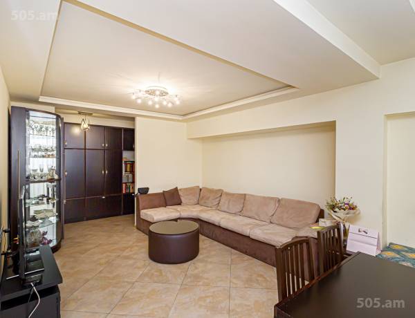 3-senyakanoc-bnakaran-vacharq-Yerevan-Center