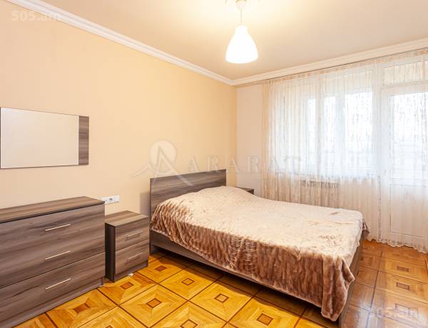 3-senyakanoc-bnakaran-vacharq-Yerevan-Center