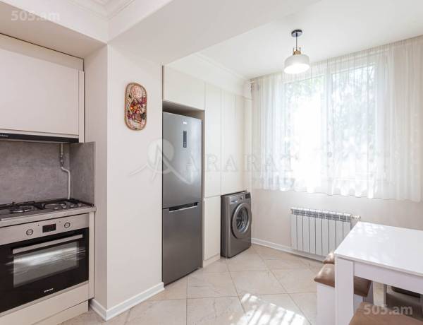 3-senyakanoc-bnakaran-vacharq-Yerevan-Center
