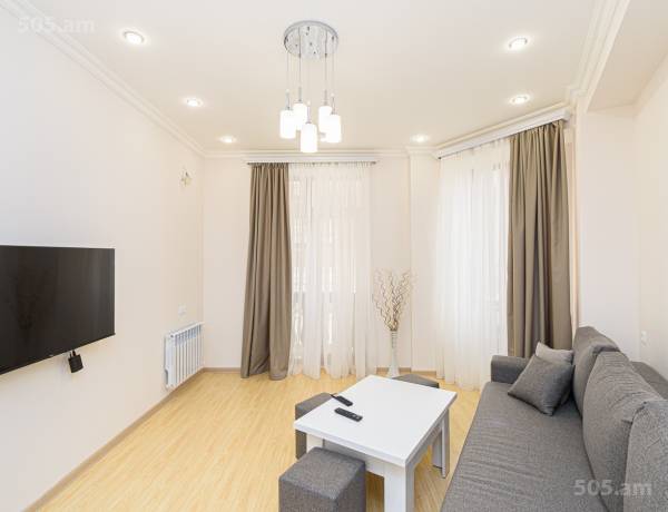3-senyakanoc-bnakaran-vacharq-Yerevan-Arabkir