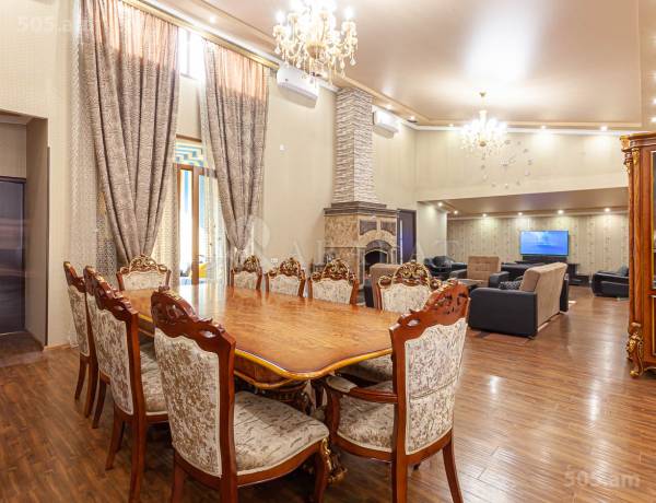 arandznatun-vacharq-Yerevan-Achapnyak