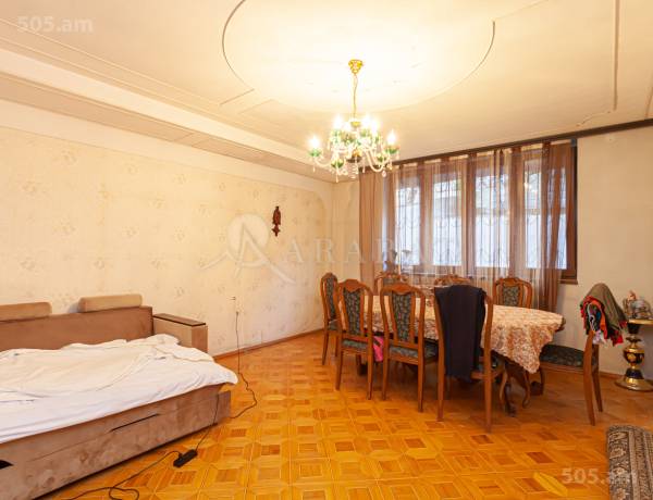 3-senyakanoc-bnakaran-vacharq-Yerevan-Center