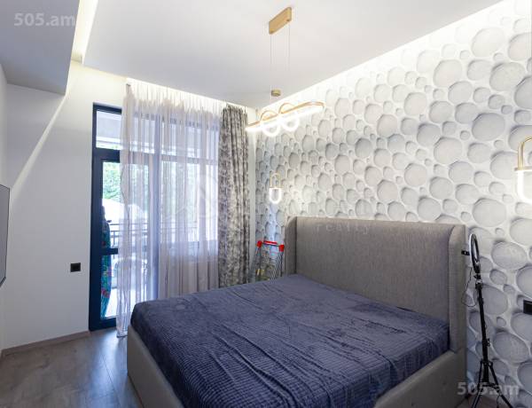 3-senyakanoc-bnakaran-vacharq-Yerevan-Center