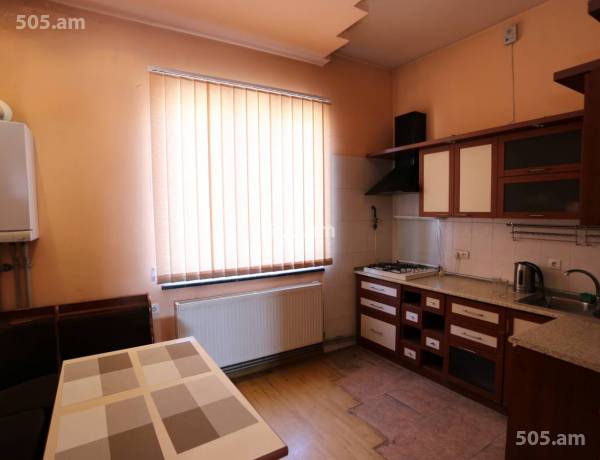 4-senyakanoc-bnakaran-vacharq-Yerevan-Center