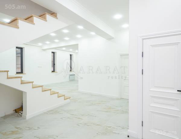 arandznatun-vacharq-Yerevan-Achapnyak