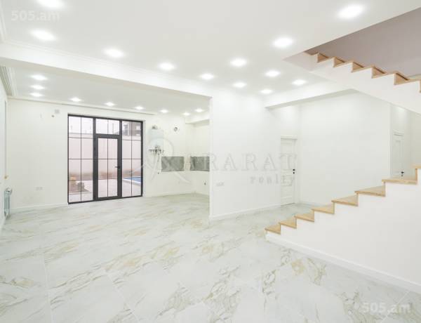 arandznatun-vacharq-Yerevan-Achapnyak