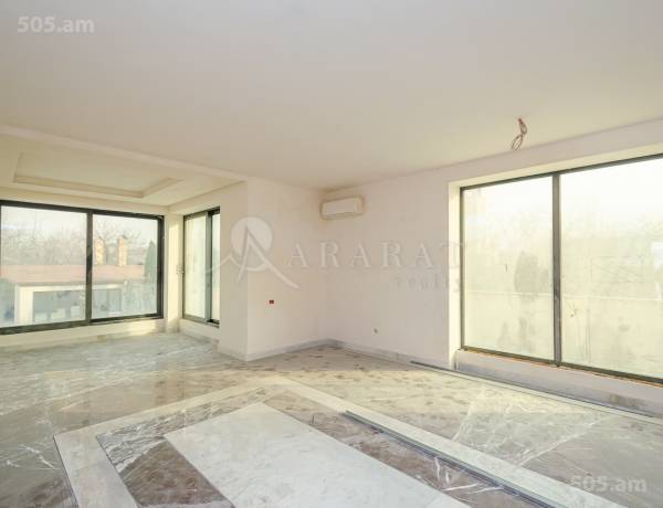 arandznatun-vacharq-Yerevan-Avan