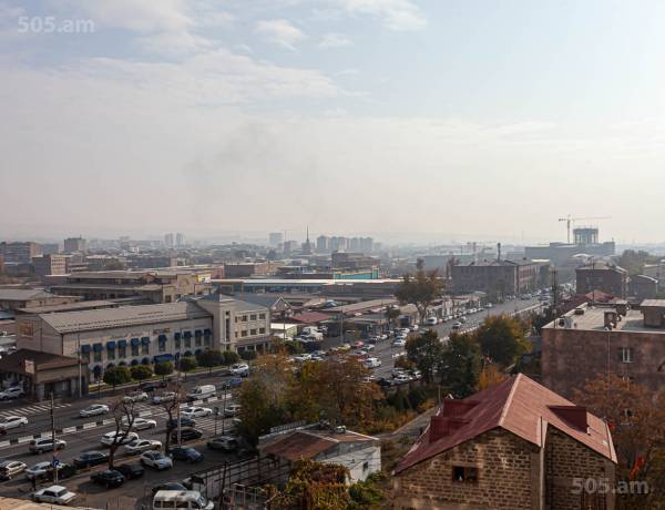 3-senyakanoc-bnakaran-vacharq-Yerevan-Center