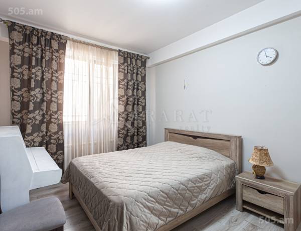 arandznatun-vacharq-Yerevan-Avan