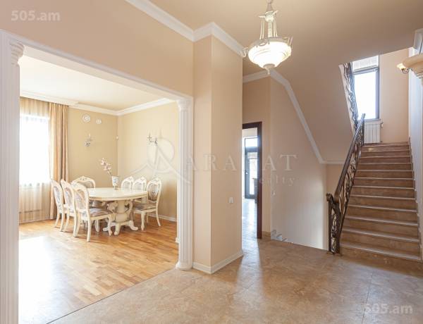 arandznatun-vardzakalutyun-Yerevan-Achapnyak