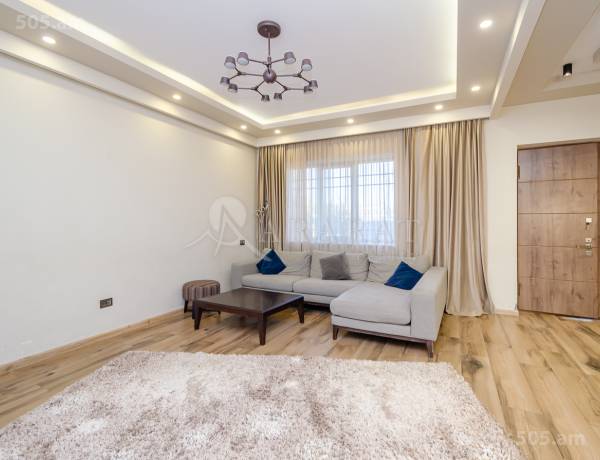 arandznatun-vacharq-Yerevan-Achapnyak