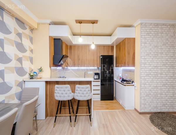 3-senyakanoc-bnakaran-vacharq-Yerevan-Center