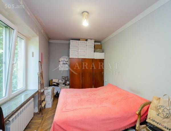 3-senyakanoc-bnakaran-vacharq-Yerevan-Center