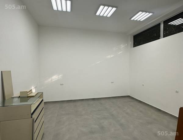 komercion-vardzakalutyun-Yerevan-Center
