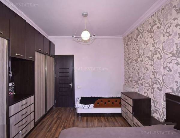 4-senyakanoc-bnakaran-vacharq-Yerevan-Center