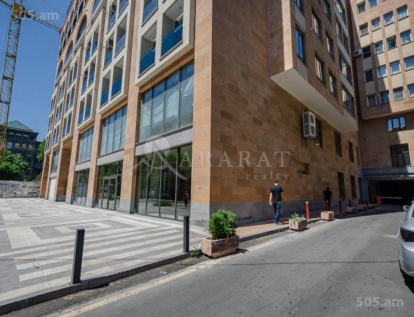 komercion-vardzakalutyun-Yerevan-Center