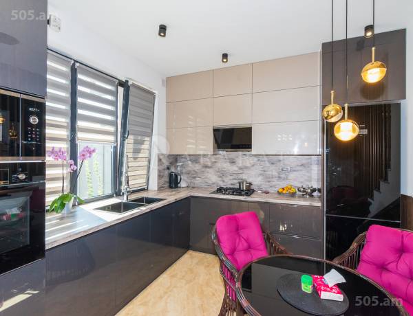 arandznatun-vacharq-Yerevan-Arabkir