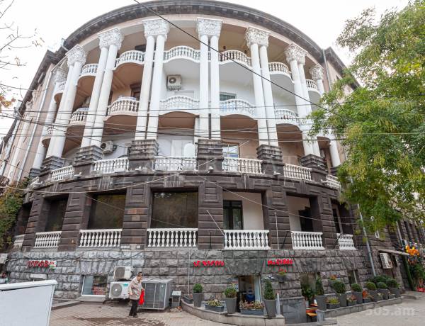 komercion-vacharq-Yerevan-Center