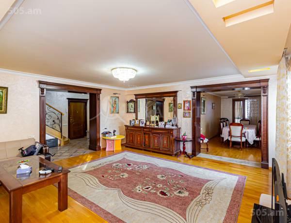 5-senyakanoc-bnakaran-vacharq-Yerevan-Center