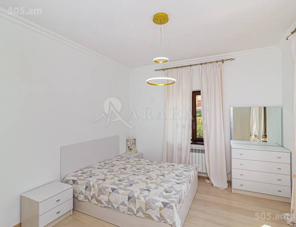 arandznatun-vacharq-Yerevan-Avan