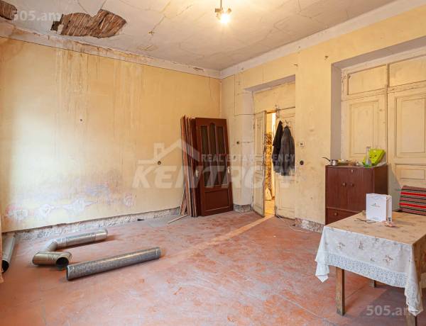 3-senyakanoc-bnakaran-vacharq-Yerevan-Center