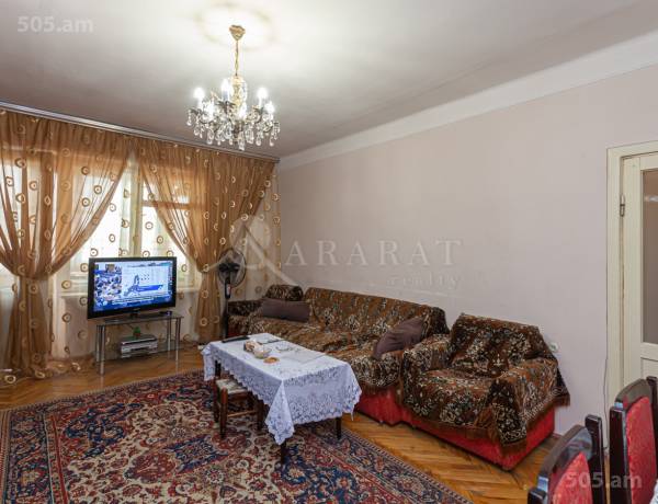 3-senyakanoc-bnakaran-vacharq-Yerevan-Arabkir